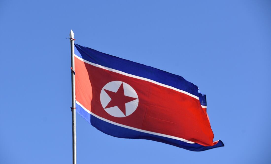 El nuevo destructor norcoreano accidentado ya ha sido amarrado tras lograr enderezarlo. Foto: iStock / Stephen Anthony Rohan