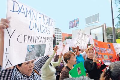 Damnificados piden reasignar 1,300 mdp 