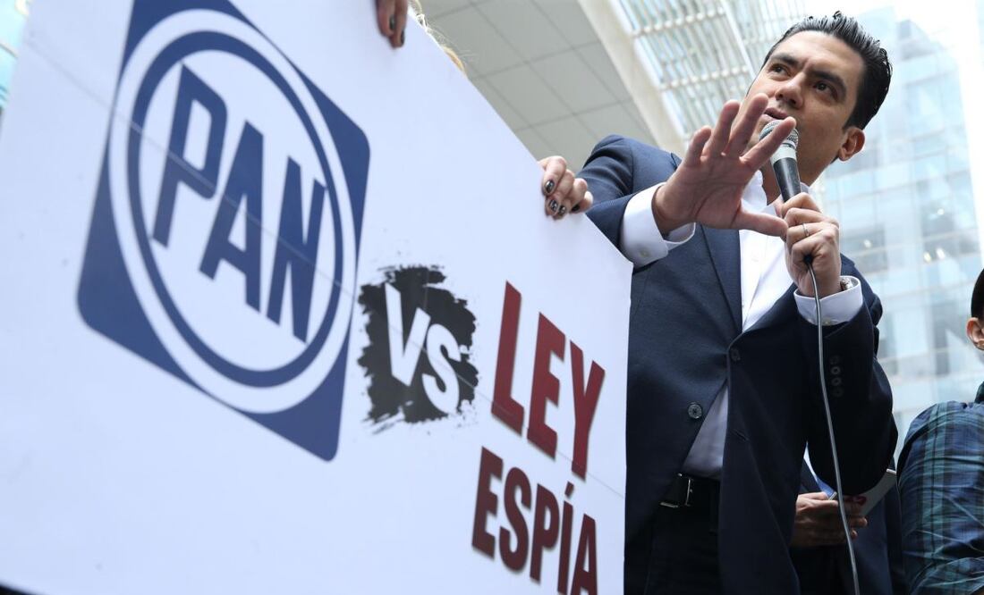 PAN presenta más de mil amparos contra “Ley Espía” este martes 26 de agosto de 2025. Foto: Especial