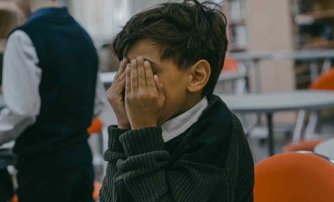 El acoso escolar o bullying es todo acto u omisión que agreda física, psicoemocional, patrimonial o sexualmente a una niña, niño o adolescente. Foto: Pixabay.