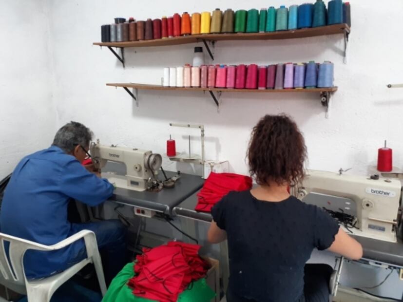 Tapabocas: del estudio del artista hasta el vendedor callejero