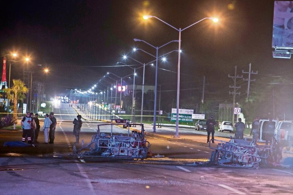 Los narcotraficantes llevaron fusiles Barrett M-82 calibre .50, que son armas largas antitanque diseñados para atravesar blindajes (ARCHIVO EL UNIVERSAL)