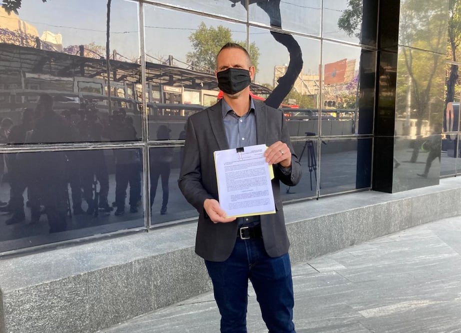 Bryan LeBarón, integrante de la familia que fue asesinada en noviembre de 2019, presentó la denuncia. Foto: Especial