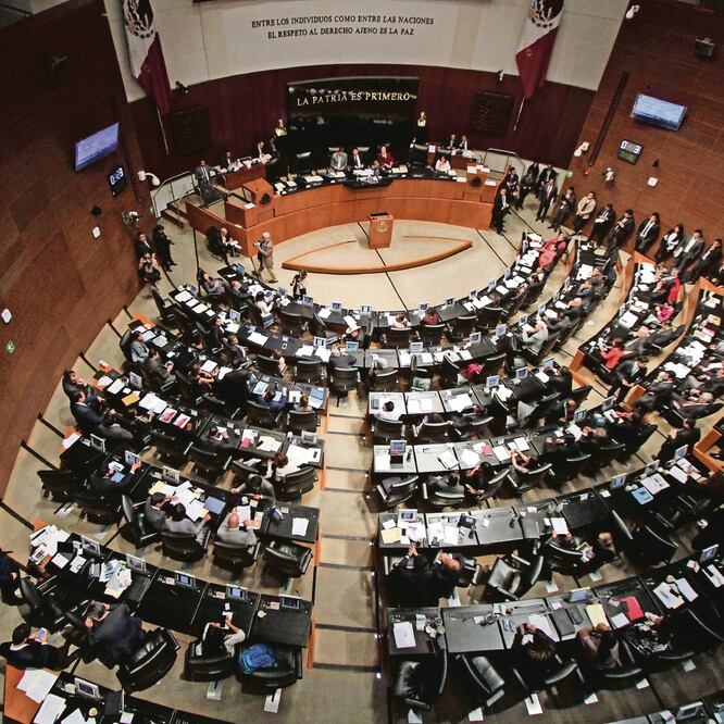 El proyecto considera que cuando haya una acusación penal contra un servidor público, sí puedan ser sujetos a proceso, pero sin que sea detenido. (ARCHIVO EL UNIVERSAL)