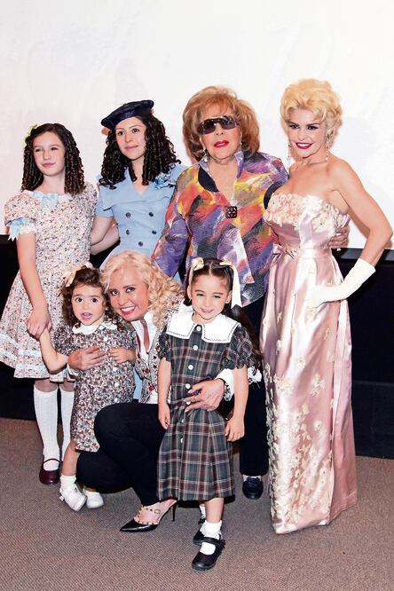 Pinal iba a ser interpretada por Itatí Cantoral (der.), entre otras actrices. (CARLOS MEJIA. EL UNIVERSAL)