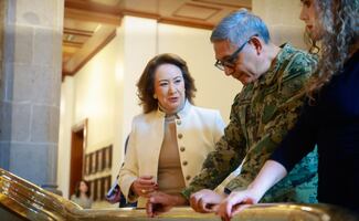 Ministra Esquivel recibe en la SCJN a Raymundo Pedro Morales, secretario de Marina; dialogan sobre "servir a México"