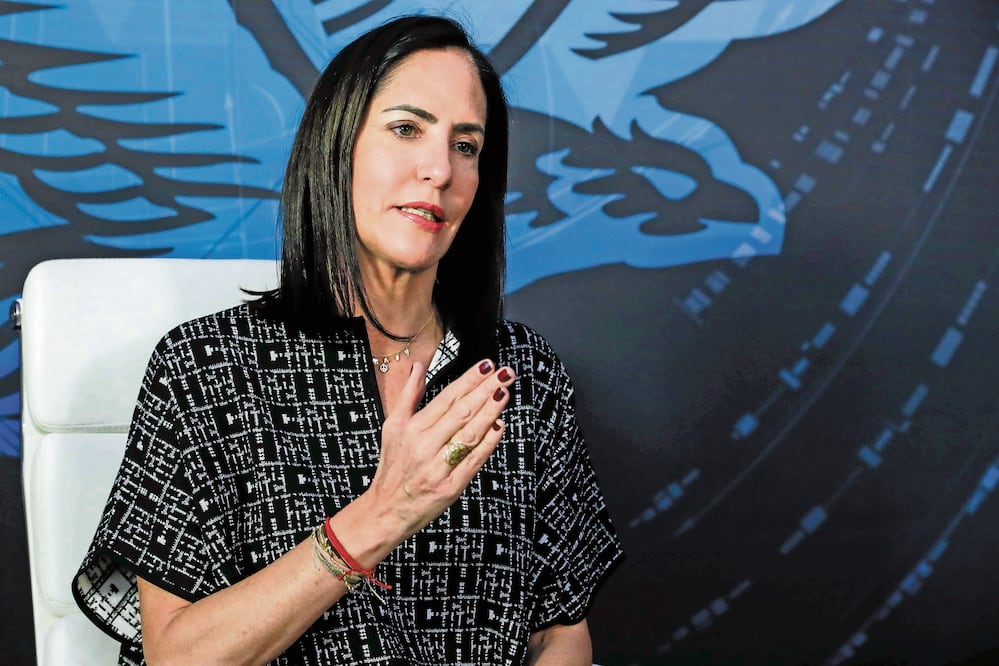 Lía Limón se quejó de un perfil de la red social Meta en donde se le denigra. Archivo El Universal