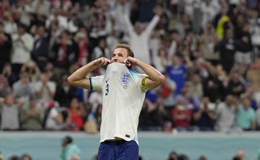 Harry Kane lamentando su fallo ante Francia / Foto: AP