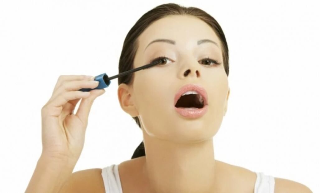 Esta es la manera correcta de aplicar el rímel