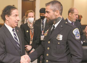 “Así es como voy a morir”; policías relatan el asalto al Capitolio