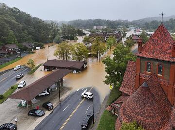 Vías inundadas y apagones dificultan rescates en EU tras devastador huracán Helene
