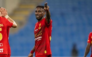 Julián Quiñones anota en la goleada del Al-Qadisiya; se acerca a Cristiano Ronaldo 