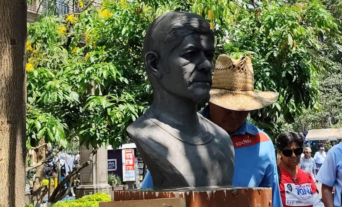 La esposa de Samir Flores informó que en el país y en el extranjero hay al menos seis bustos del activista, con lo que se busca pedir justicia (01/05/2025). Foto: Justino Miranda / EL UNIVERSAL