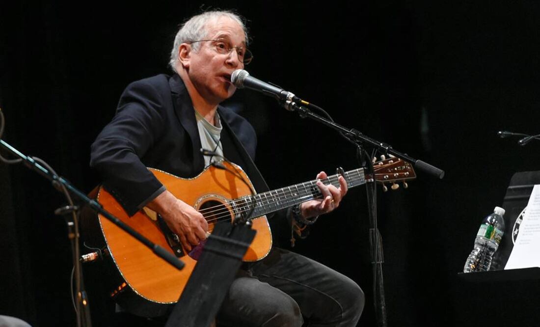Paul Simon está en la gira promocional "Stranger to Stranger", álbum que publicó el pasado viernes. FOTO: Archivo AP.
