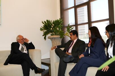 Unasur elogia diálogo en Venezuela y pide más democracia ante crisis