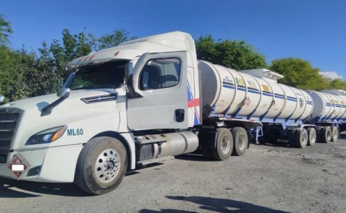 Elementos del Ejército aseguran tractocamiones con 129 mil litros de hidrocarburo ilegal en Tamaulipas