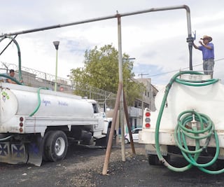 Al menos 13 municipios padecen falta de agua