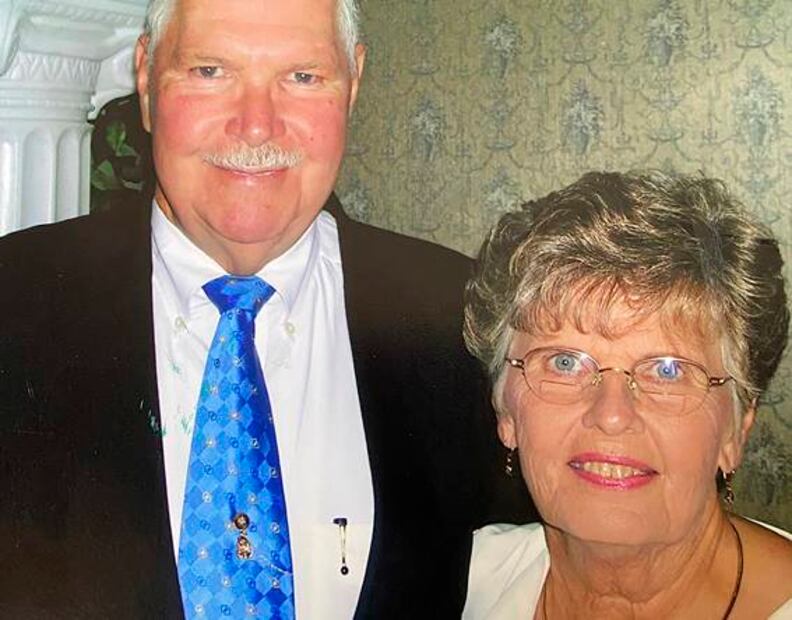 Pareja que estuvo 65 años juntos muere el mismo día 