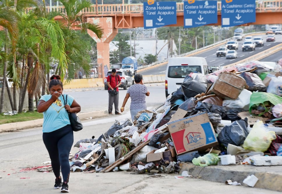Habitantes de Acapulco han denunciado la acumulación de basura en colonias populares, que podrían causar brotes de enfermedades. : Foto:  VALENTE ROSAS. EL UNIVERSAL