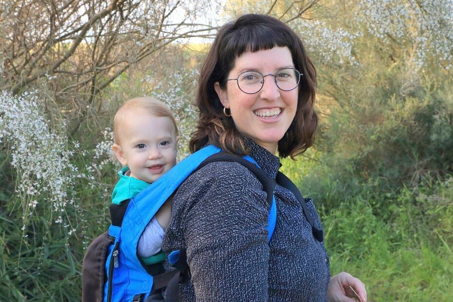 Adina Shoham (38) fue secuestrada con su hija Yahel, de 3 años. Foto: AP