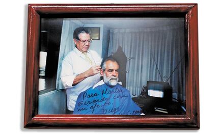 Ya no pelan a senadores; mandan a volar a peluquero