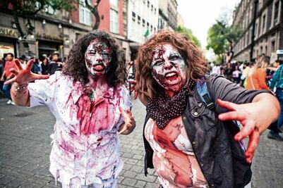 Zombies 'invaden' la Ciudad de México