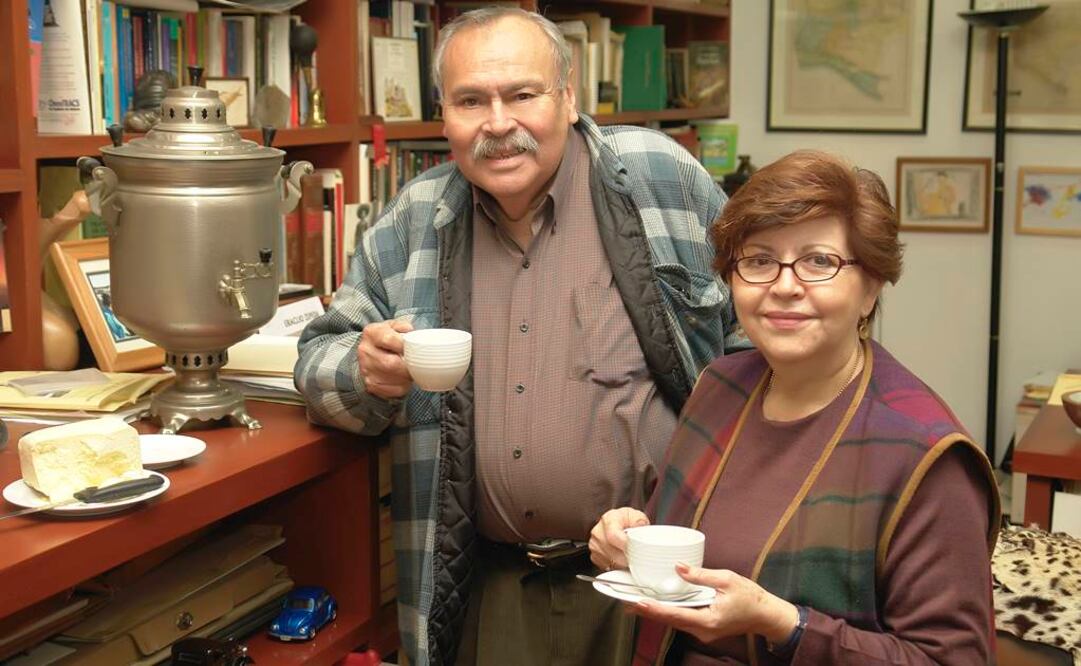 El hermano menor del escritor no quiso ahondar sobre la enfermedad del novelista, sólo pidió respetar la decisión de la familia, y tanto él como la viuda del autor reciben las condolencias en el velatorio. FOTO: Archivo/EL UNIVERSAL.