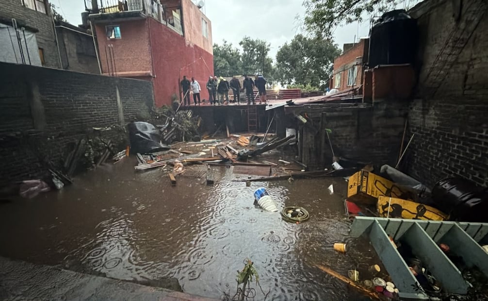En la zona se registró un encharcamiento de aproximadamente 40 metros de longitud. | Foto: Especial.