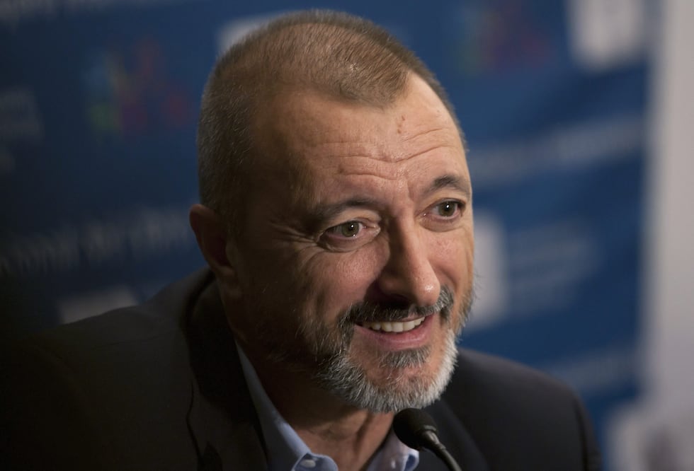 El escritor y periodista español, Arturo Pérez-Reverte. Foto: Archivo