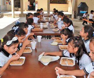 Ordena una jueza reponer la escuela de tiempo completo