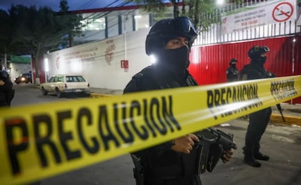 Asesinan a joven afuera de Cetis 33, en Azcapotzalco; dos sujetos a bordo de motocicletas habrían participado en el ataque