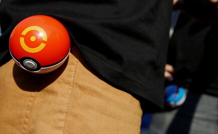 Pareja abandona a su hijo para jugar Pokémon Go