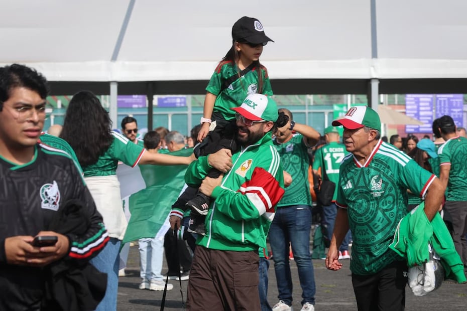 Este es el ambiente previo al partido inaugural del Mundial 2026 - Foto: Luis Camacho | EL UNIVERSAL