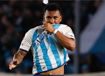 Roger Martínez convierte golazo en la Copa Libertadores y la afición del América explota