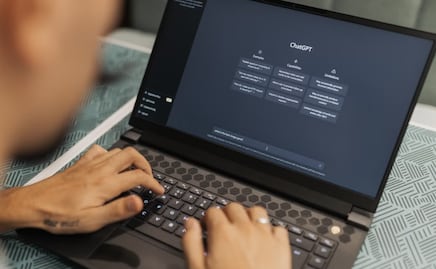 Columbia Británica demanda a OpenAI por tiroteo de Tumbler Ridge; acusa a la empresa de no alertar a la Policía