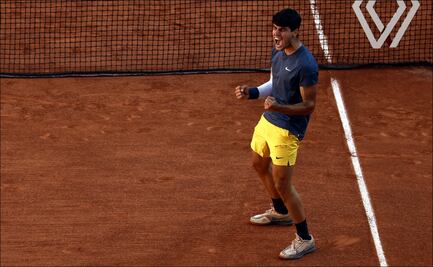 Carlos Alcaraz se convirtió en el tenista más joven en llegar a finales de Grand Slam en las tres superficies