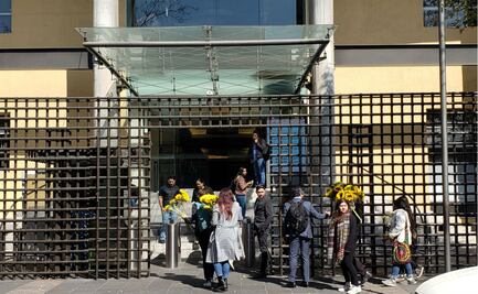 Llegan alumnos del ITAM a homenaje de Fernanda Michua, estudiante fallecida