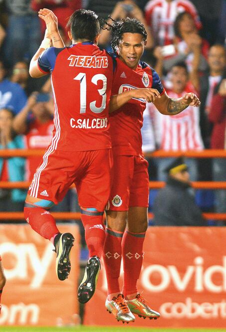 Carlos Salcedo y el ‘Gullit ’ Peña coinciden en que deben jugar como siempre (JAM MEDIA)