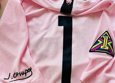 Filtran supuesto jersey conmemorativo de Jorge Campos
