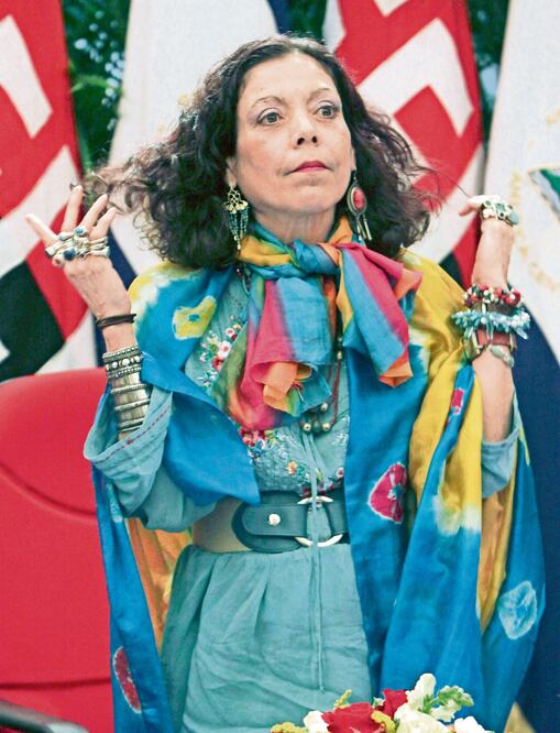 Rosario Murillo, en una rueda de prensa en Managua, en 2011. La ex guerrillera y primera dama busca el domingo obtener la vicepresidencia (AP. ARCHIVO)