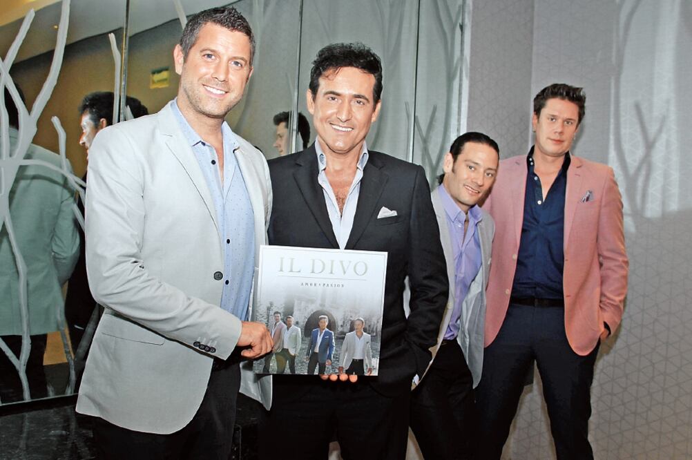 En su nuevo disco cantan en español; eligieron temas de varios países latinoamericanos que encajaran con su estilo. AGUSTÍN SALINAS. EL UNIVERSAL