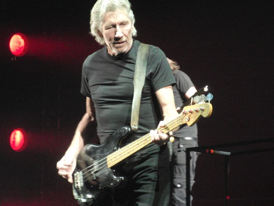 Roger Waters y Nina Persson, en un día como hoy