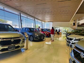 Precio de los coches financiados subió a 468 mil pesos