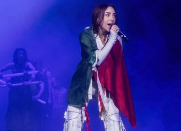 Nicki Nicole baila cumbia y canta con Alemán en el Auditorio Nacional