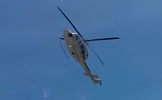 Aterriza de emergencia helicóptero en el que viajaba el gobernador de Chiapas; cruce de aves y poca visibilidad, las causas