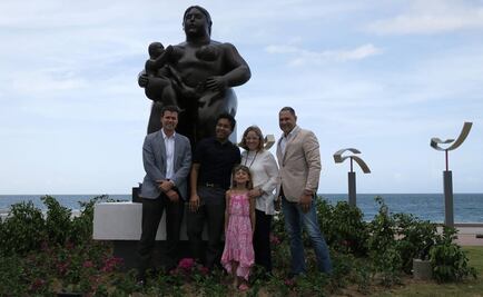 Develan escultura de Fernando Botero en San Juan