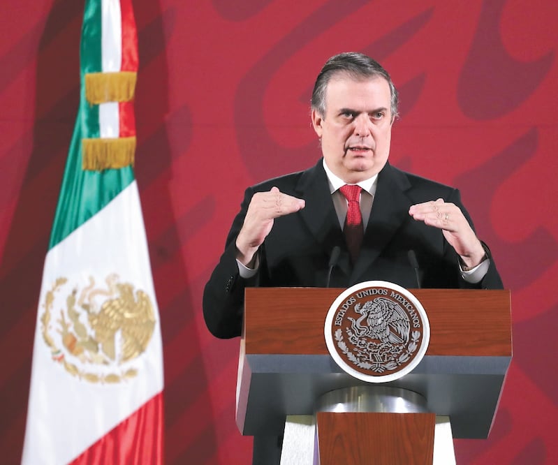 Marcelo Ebrard dio a conocer que se mantiene el diálogo con Estados Unidos, porque el vecino país del norte tiene preocupación sobre vuelos que proceden de Europa, y para los cuales el gobierno estadounidense ya puso restricción. Foto: GERMÁN ESPINOSA