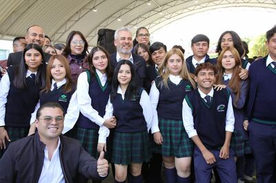 Internet gratis para estudiantes en Michoacán; más de 200 mil jóvenes tendrán conectividad mensual