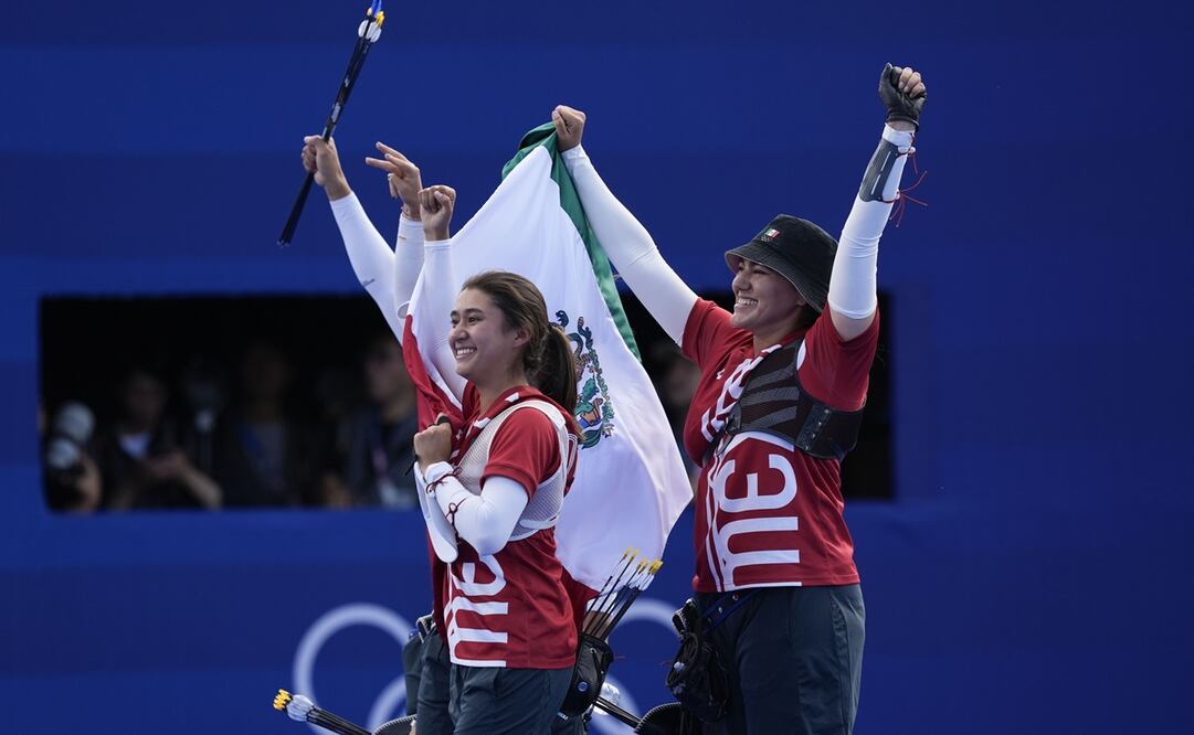 Alejandra Valencia, Ana Paula Vázquez y Angela Ruiz en los Juegos Olímpicos de París - Foto: AP