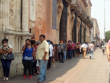 Yucatecos rompen cuarentena y salen a las calles; hacen nuevo llamado a quedarse en casa 